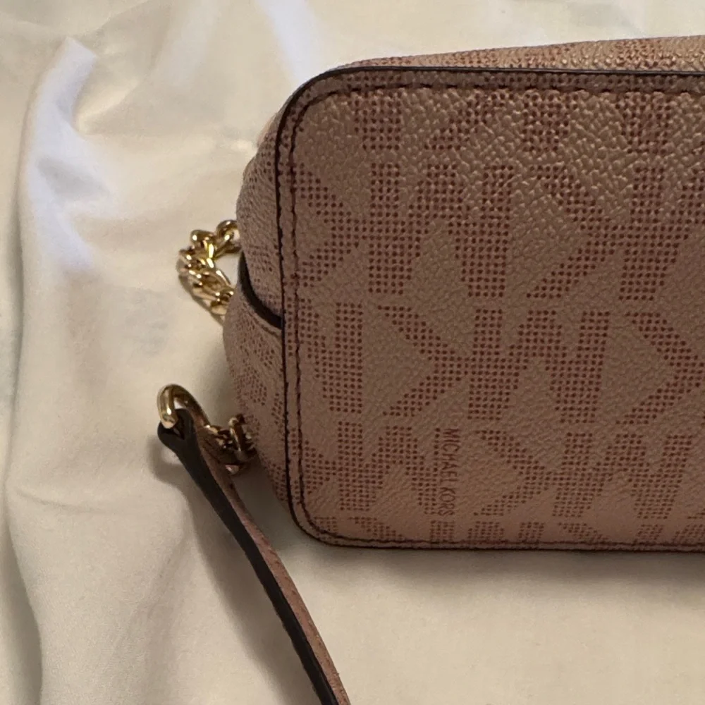 Michael Kors Blush MK Signature Dome Crossbody with Gold Hardware